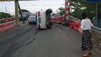 女子爆料石墩堵门视频,真相背后引关注  第3张